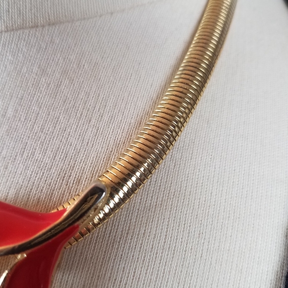 Vintage Abstract Enamel Red Leaf Goldtone Necklace - Picture 3 of 4